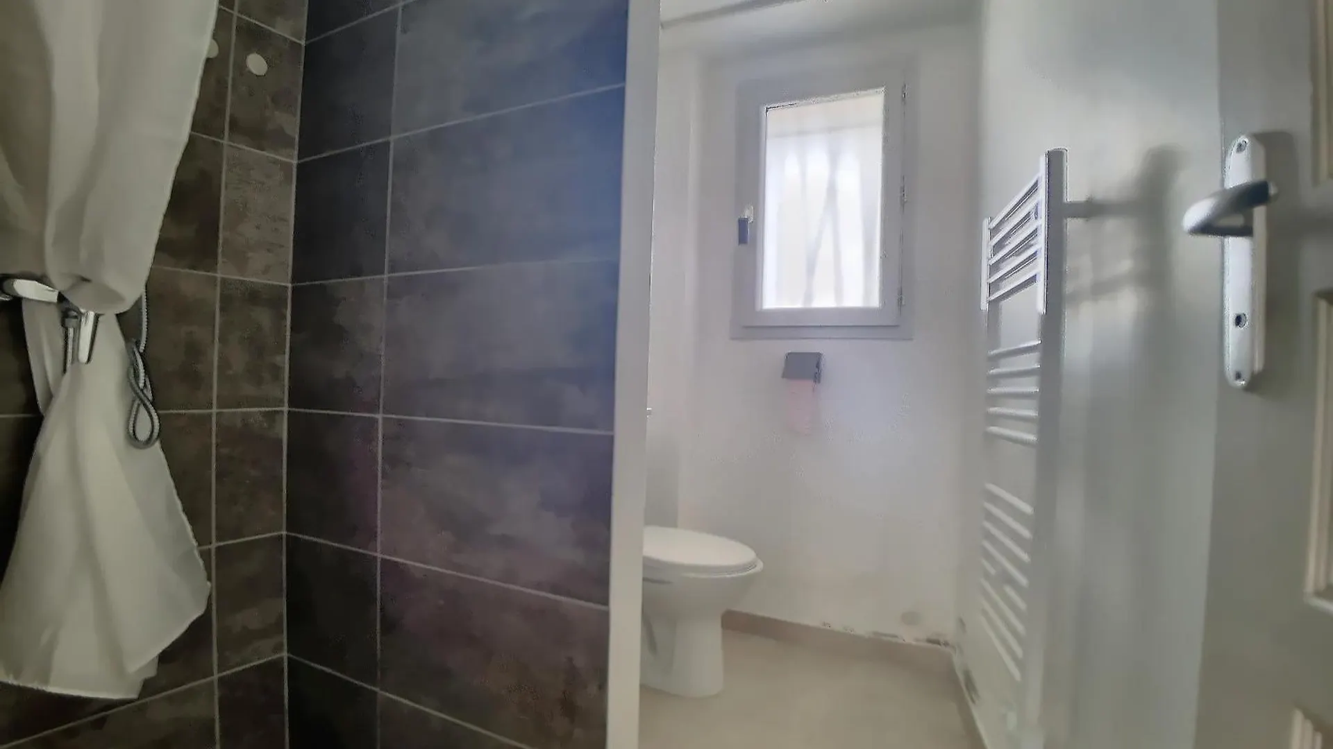 Studio 4 Pers Climatise Avec Parking, A 100M De La Mer - Fr-1-475-174 Saintes-Maries-de-la-Mer