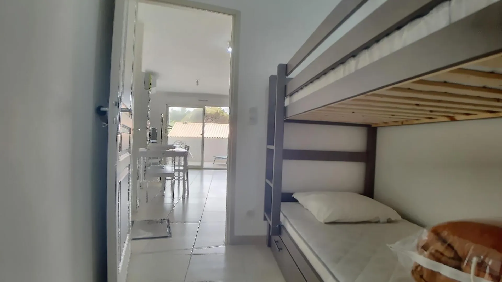 Studio 4 Pers Climatise Avec Parking, A 100M De La Mer - Fr-1-475-174 Saintes-Maries-de-la-Mer 0*,