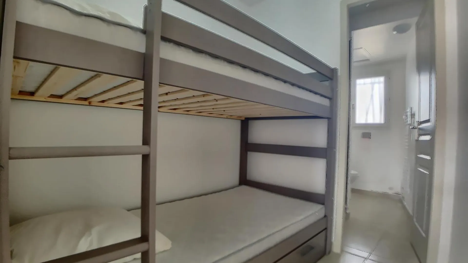 Studio 4 Pers Climatise Avec Parking, A 100M De La Mer - Fr-1-475-174 Saintes-Maries-de-la-Mer France